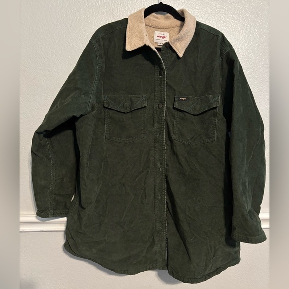 Wrangler Other - Wrangler Women’s Corduroy Sherpa Lined Field Jacket Shacket Green SZ XL